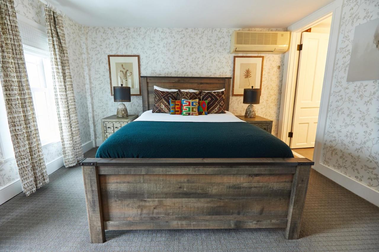 Shelter Harbor Inn Westerly Bagian luar foto